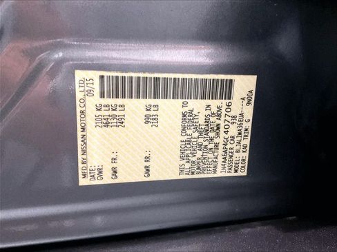 Used 2016 Nissan Maxima SR FWD image 35