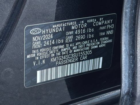 Used 2025 Genesis G70 2.5T AWD/4WD image 31