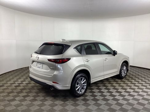 Used 2025 MAZDA CX-5 AWD 2.5 S w/ Select Package image 2