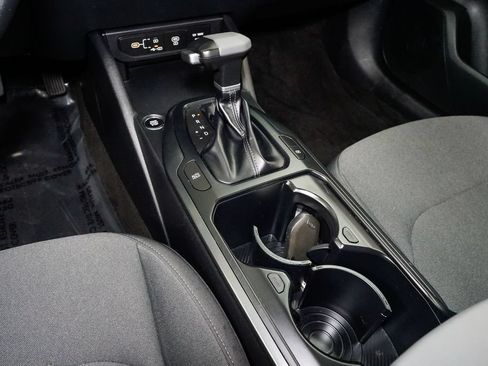 Certified 2025 Kia K4 FWD image 20