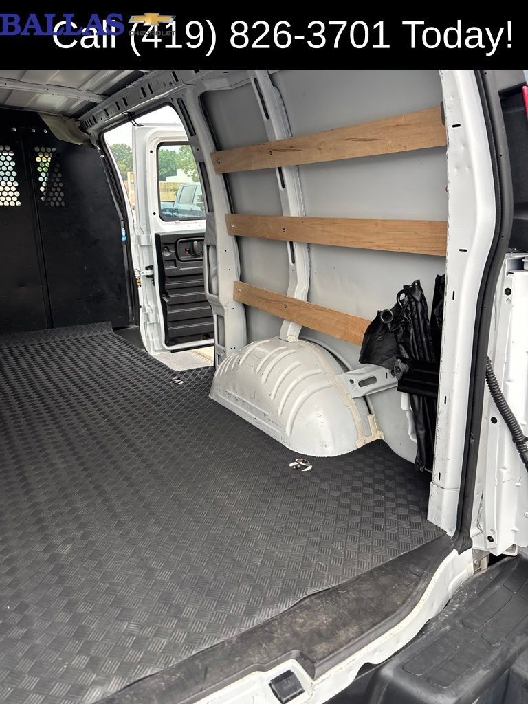 Used 2025 GMC Savana 2500 w/ Driver Convenience Package RWD image 13