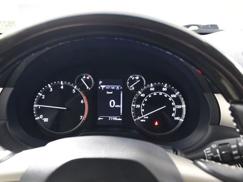 Used 2021 Lexus GX 460 Premium w/ Premium Package image 31