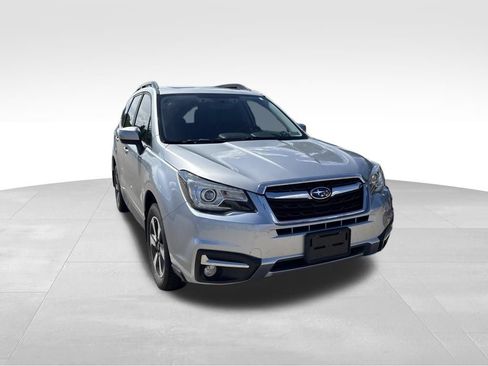Used 2018 Subaru Forester 2.5i Limited AWD/4WD image 3