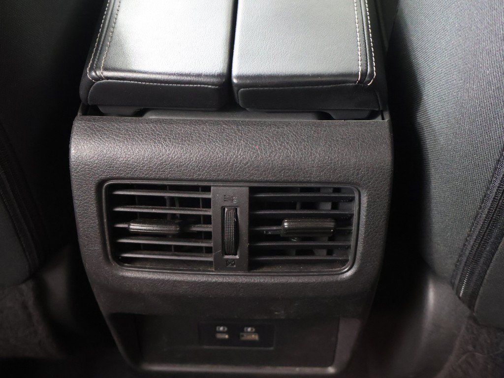Used 2023 Nissan Rogue SV AWD/4WD image 44