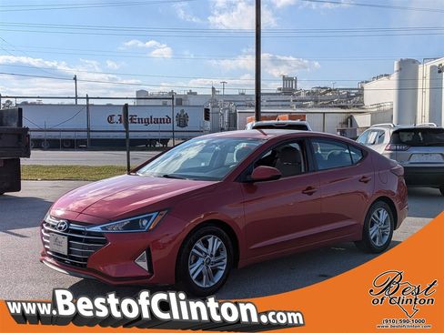 Used 2020 Hyundai Elantra SEL image 1