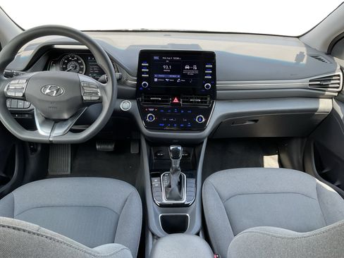 Used 2022 Hyundai Ioniq Blue FWD image 9