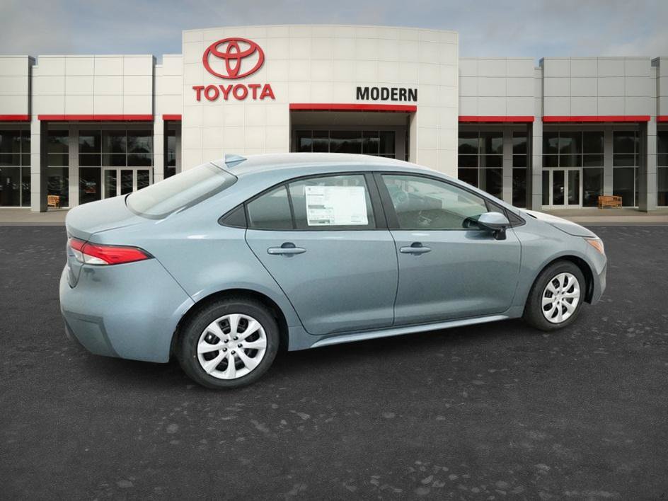 New 2027 Toyota Corolla LE FWD image 8