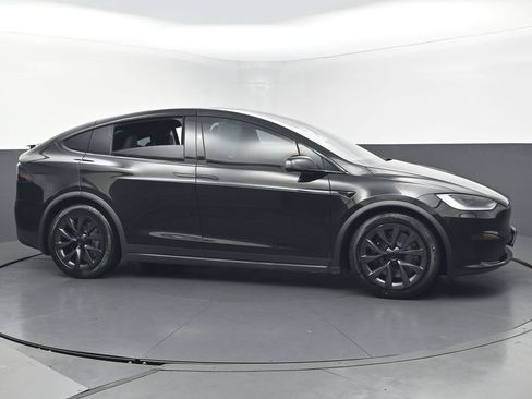 Used 2024 Tesla Model X AWD/4WD image 5