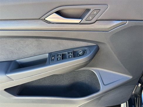 Used 2023 Volkswagen GTI SE w/ Golf Protection Package image 8