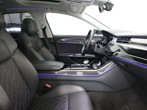 Used 2023 Audi S8 w/ S8 Comfort Plus Package AWD/4WD image 21