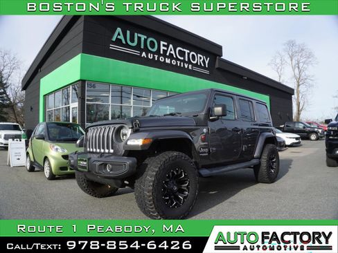 Used 2018 Jeep Wrangler Unlimited Sahara image 1