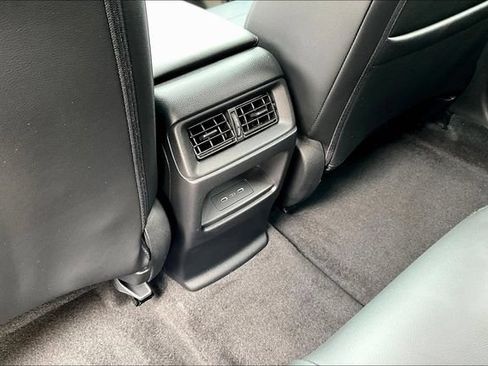 Used 2024 Honda CR-V EX-L image 10