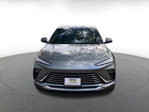 Used 2025 Buick Envista Preferred image 2