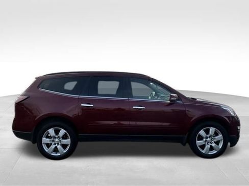 Used 2016 Chevrolet Traverse LT w/ Style and Technology Package image 10