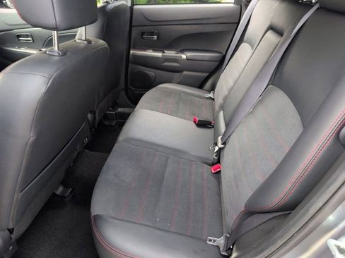 Used 2025 Mitsubishi Outlander Sport SE AWD/4WD image 27