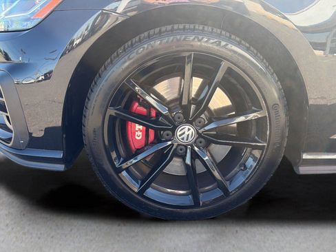 Used 2021 Volkswagen GTI SE FWD image 49