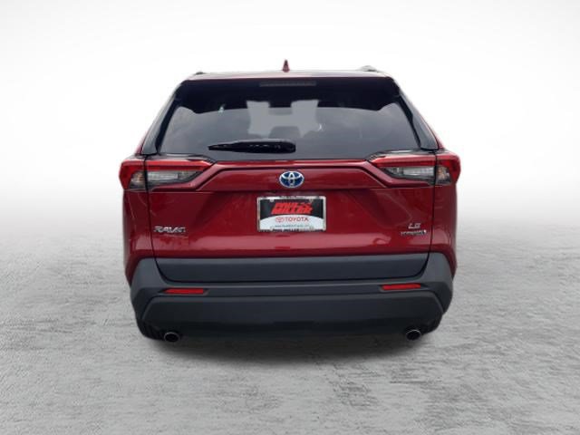 Certified 2024 Toyota RAV4 LE AWD/4WD image 6