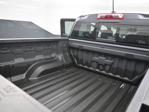 Used 2023 Chevrolet Colorado Z71 w/ Z71 Convenience Package 2 image 26