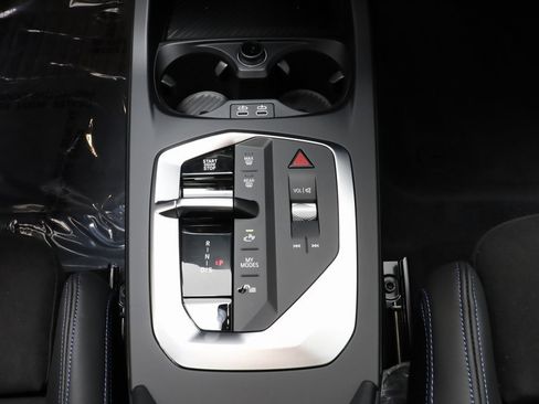 New 2025 BMW M235i xDrive w/ M Performance Package image 13