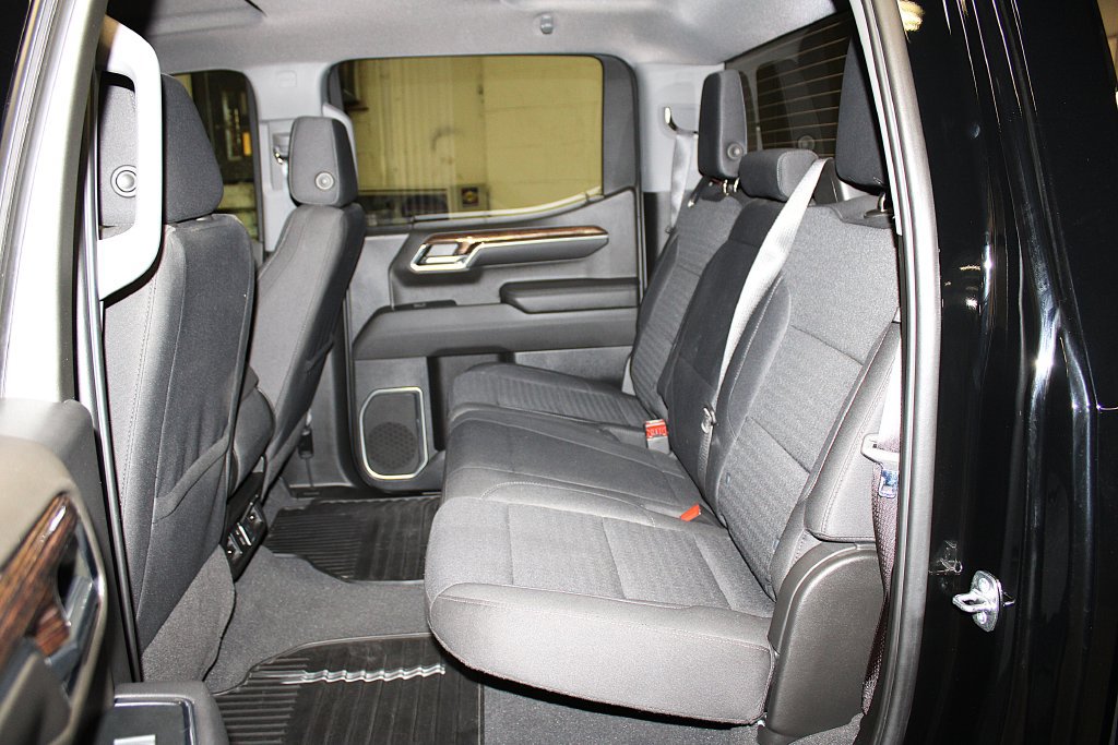 Used 2023 GMC Sierra 1500 SLE AWD/4WD image 27