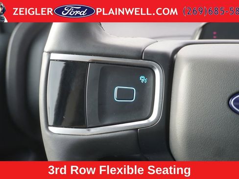 Used 2025 Ford Expedition Active AWD/4WD image 31