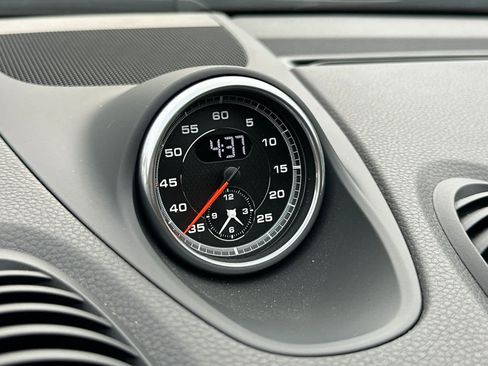 Certified 2025 Porsche 718 Cayman RWD image 29
