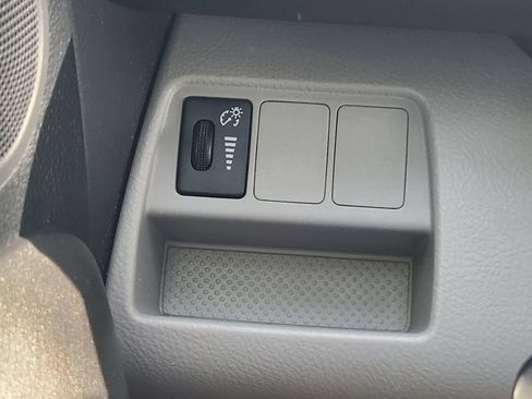 Used 2011 Toyota RAV4 Limited w/ Limited Extra Value Pkg AWD/4WD image 22