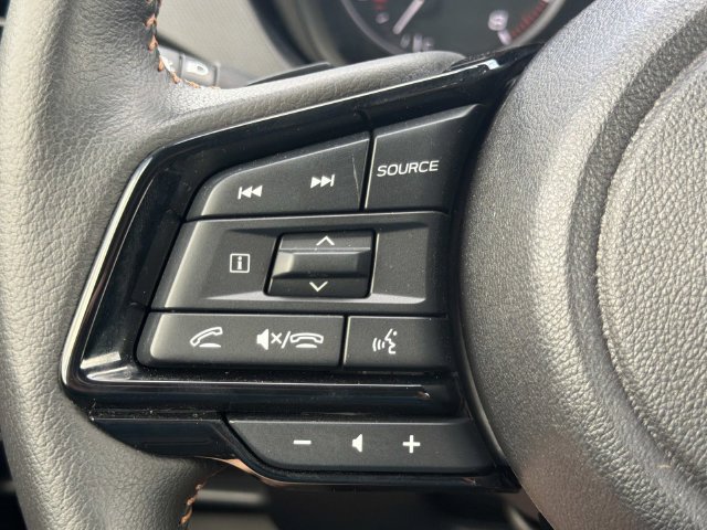 Used 2025 Subaru Forester Touring AWD/4WD image 32