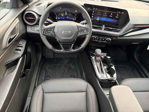 New 2026 Chevrolet Trax RS image 13