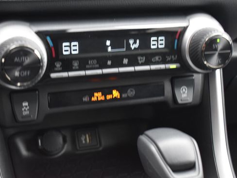 Certified 2025 Toyota RAV4 XLE AWD/4WD image 12