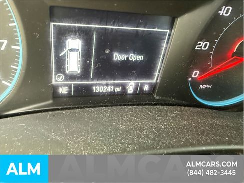 Used 2018 Chevrolet Equinox LT image 30