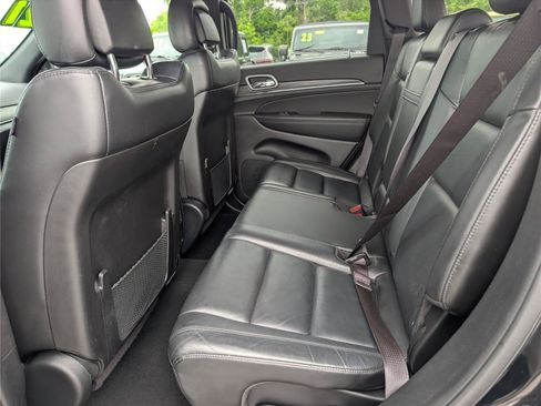 Used 2021 Jeep Grand Cherokee Limited AWD/4WD image 15