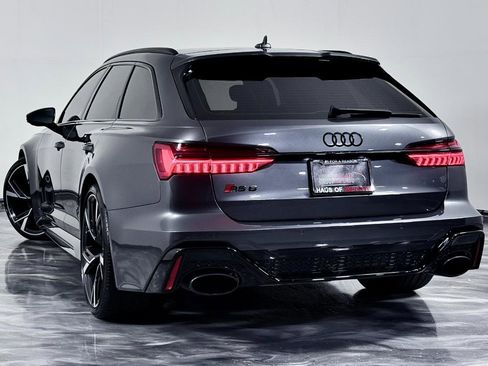 Used 2022 Audi RS 6 w/ Executive Package image 9