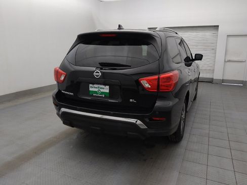 Used 2019 Nissan Pathfinder SL image 7