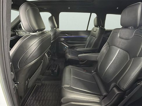 Used 2023 Jeep Grand Cherokee L Overland image 26