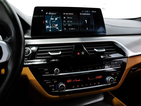 Used 2018 BMW 530i RWD image 37
