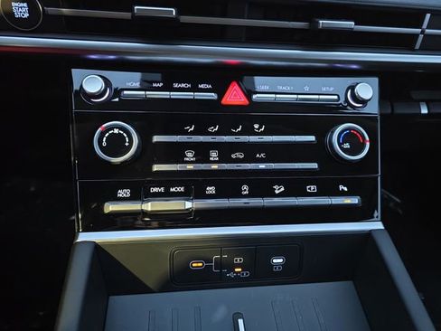 New 2026 Hyundai Santa Fe SE AWD/4WD image 18