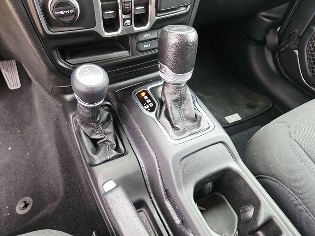 Used 2023 Jeep Wrangler Unlimited Sport AWD/4WD image 15
