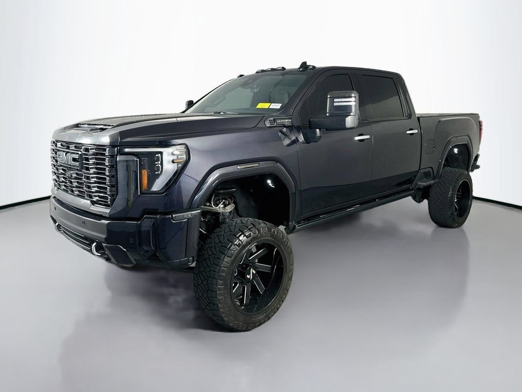 Used 2024 GMC Sierra 2500 Denali Ultimate AWD/4WD image 3