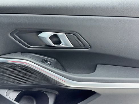 Used 2024 BMW 330i Sedan image 48