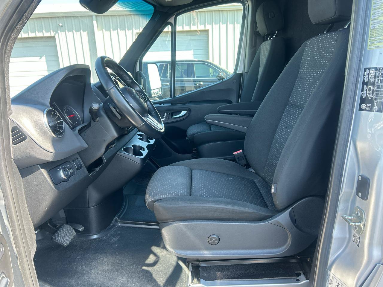 Used 2019 Mercedes-Benz Sprinter 170 image 9