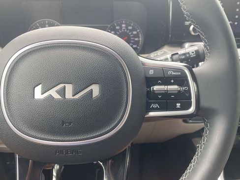 Used 2023 Kia Sorento EX FWD image 33