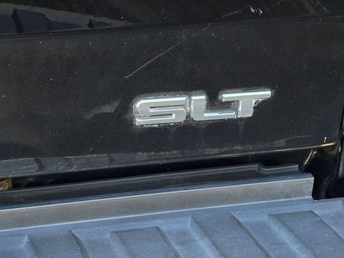 Used 2018 GMC Sierra 1500 SLT AWD/4WD image 16
