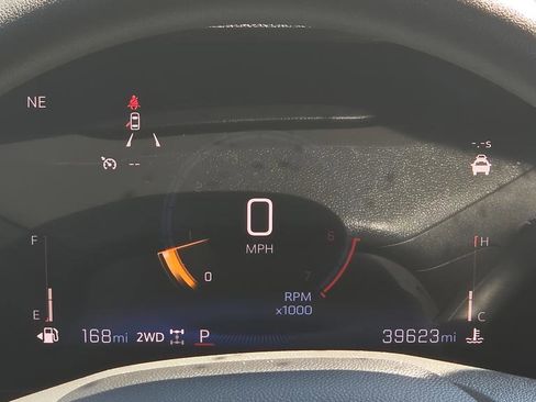 Used 2025 Chevrolet TrailBlazer LT AWD/4WD image 11