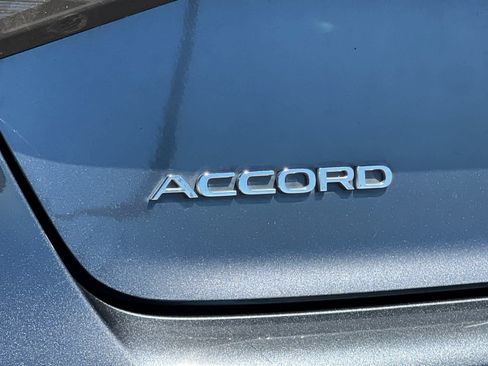 Used 2023 Honda Accord EX image 29