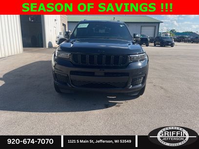 Used 2023 Jeep Grand Cherokee L Laredo