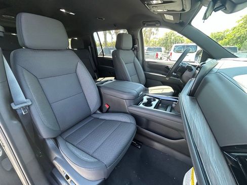 New 2026 Chevrolet Suburban LS w/ LS Custom Edition RWD image 27