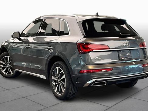 Certified 2023 Audi Q5 2.0T Premium w/ Convenience Package image 11