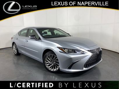 Used 2023 Lexus ES 300h w/ Luxury Package