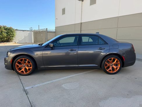 Used 2021 Chrysler 300 S RWD image 8